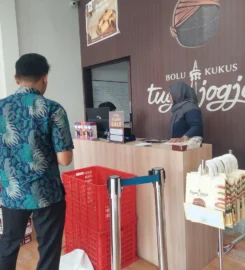 BAKPIA TUGU JOGJA