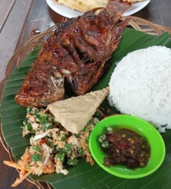 Sego Kembul Wedangan Dhaharan