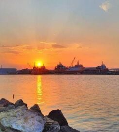 Pantai Kejawanan Cirebon