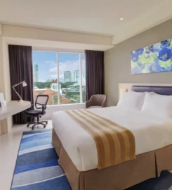 Holiday Inn Express Jakarta International Expo