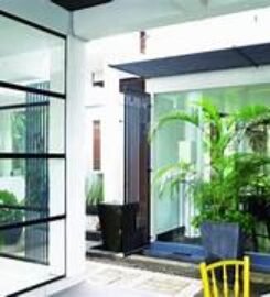 Chic Quarter