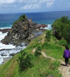 Pantai Lugina