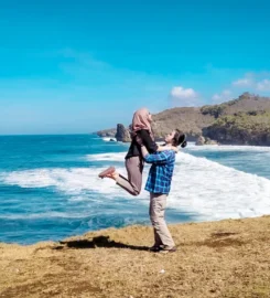 PANTAI WIDODAREN