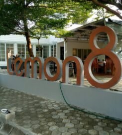 Lemon8 Café