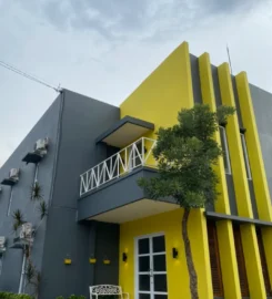 Rumah Kos Kuning